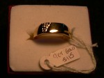 9ct Gold gents ring stippled design. Click for more information...