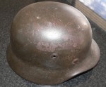 ww2 German SD Army helmet MAY be a DD. Click for more information...