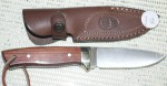 Vintage Muela fixed blade knife. Click for more information...