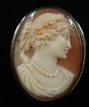 Fine old silver and gold mounted Cameo brooch pendant. Click for more information...