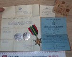 3178 ww2 RAAF Australia medal dog tags and other bits. Click for more information...