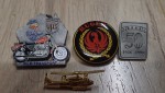 MEDALS & BADGES 