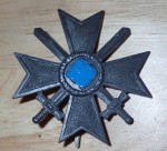 5913 ww2 German war merit cross 1st class with swords. Click for more information...