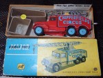 Nice old Corgi model in box Chipperfield circus crane reverse colour box. Click for more information...